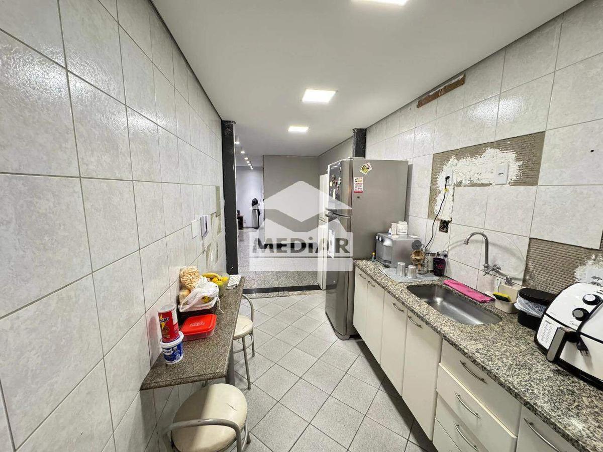 Apartamento, Castelo, 3 Quartos, 1 Vaga, 1 Suíte