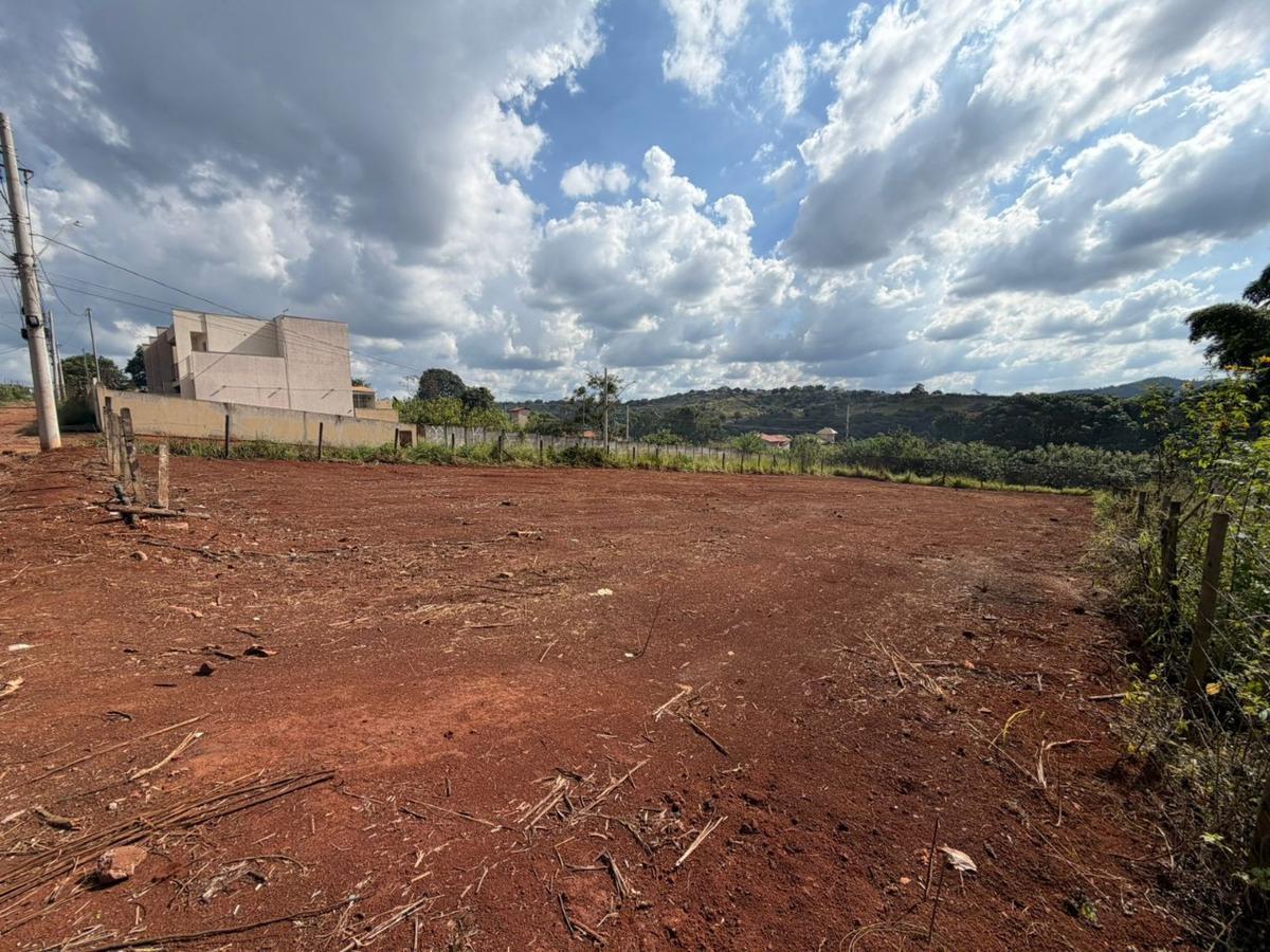 Lote, Planalto, 0 Quarto, 0 Vaga