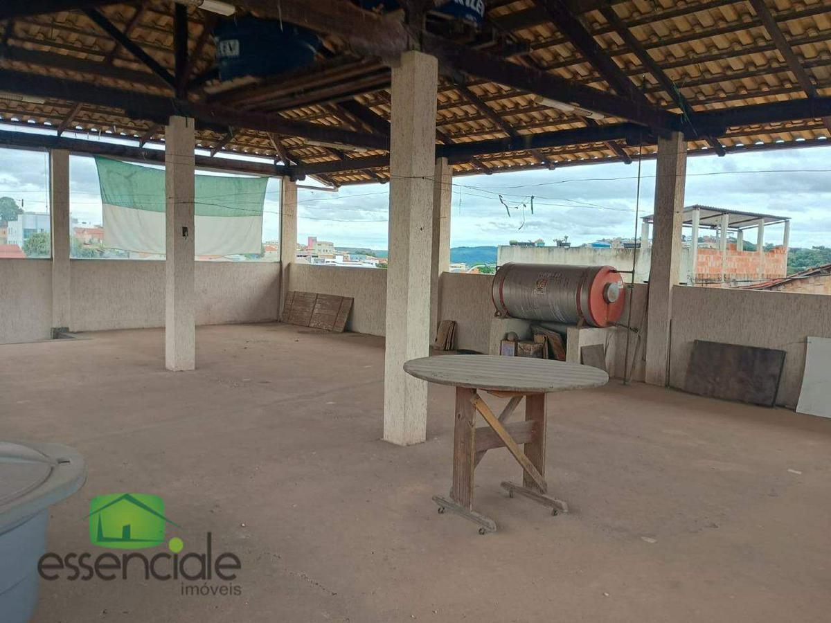 Casa, Santa Helena, 6 Quartos, 3 Vagas