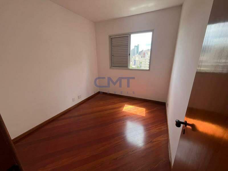 Apartamento, Funcionários, 3 Quartos, 2 Vagas, 1 Suíte