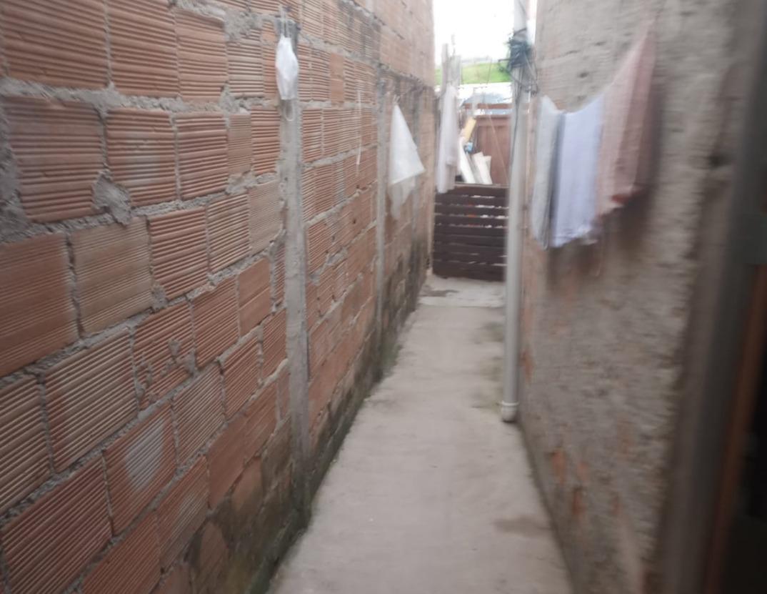 Casa, Santa Cruz Industrial, 1 Quarto, 3 Vagas