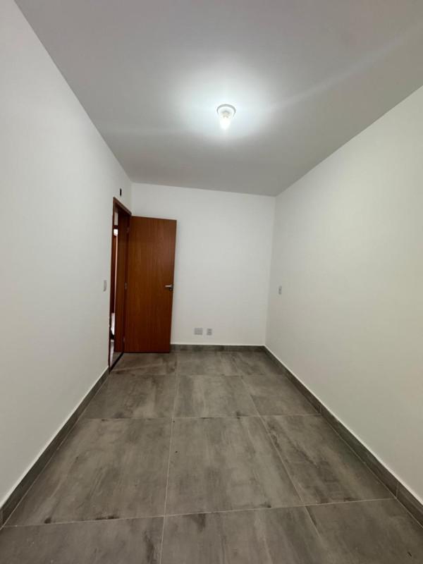 Apartamento, Sagrada Família, 3 Quartos, 2 Vagas, 1 Suíte
