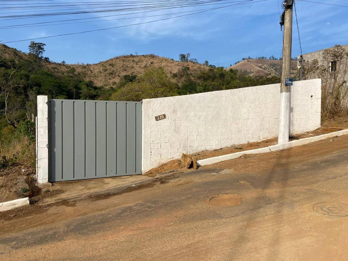 Casa, Primavera, 2 Quartos, 2 Vagas, 1 Suíte