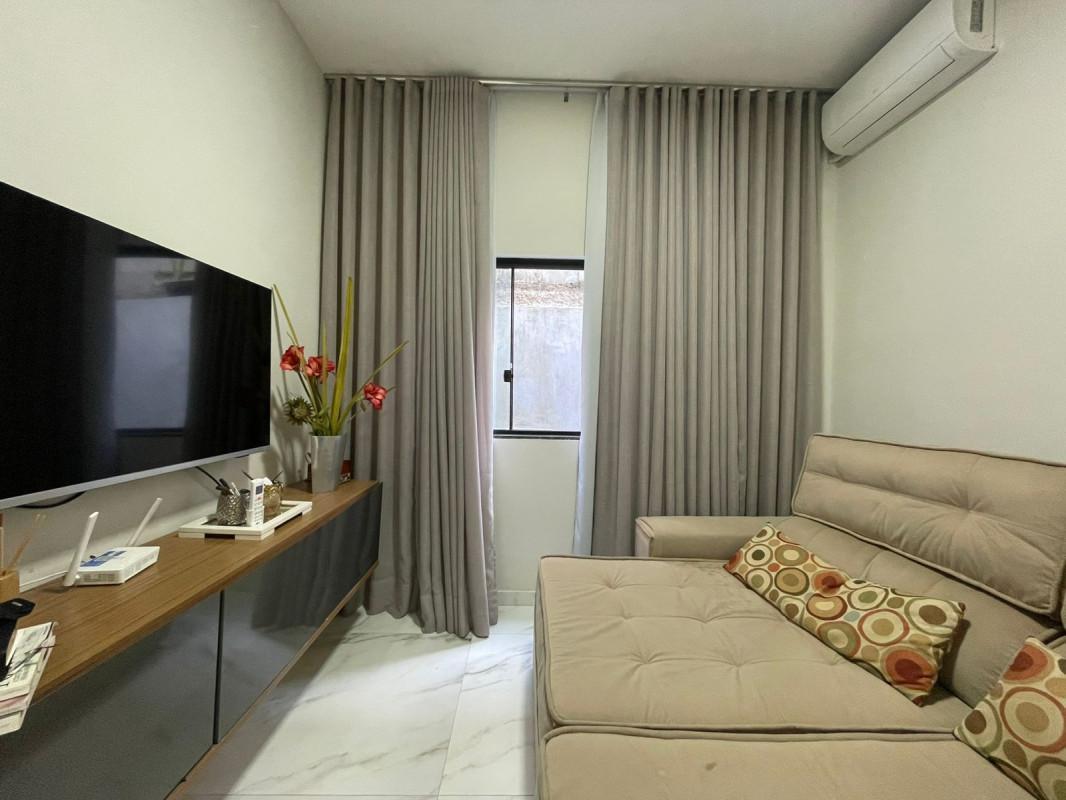 Casa, Santa Efigênia, 3 Quartos, 2 Vagas, 1 Suíte