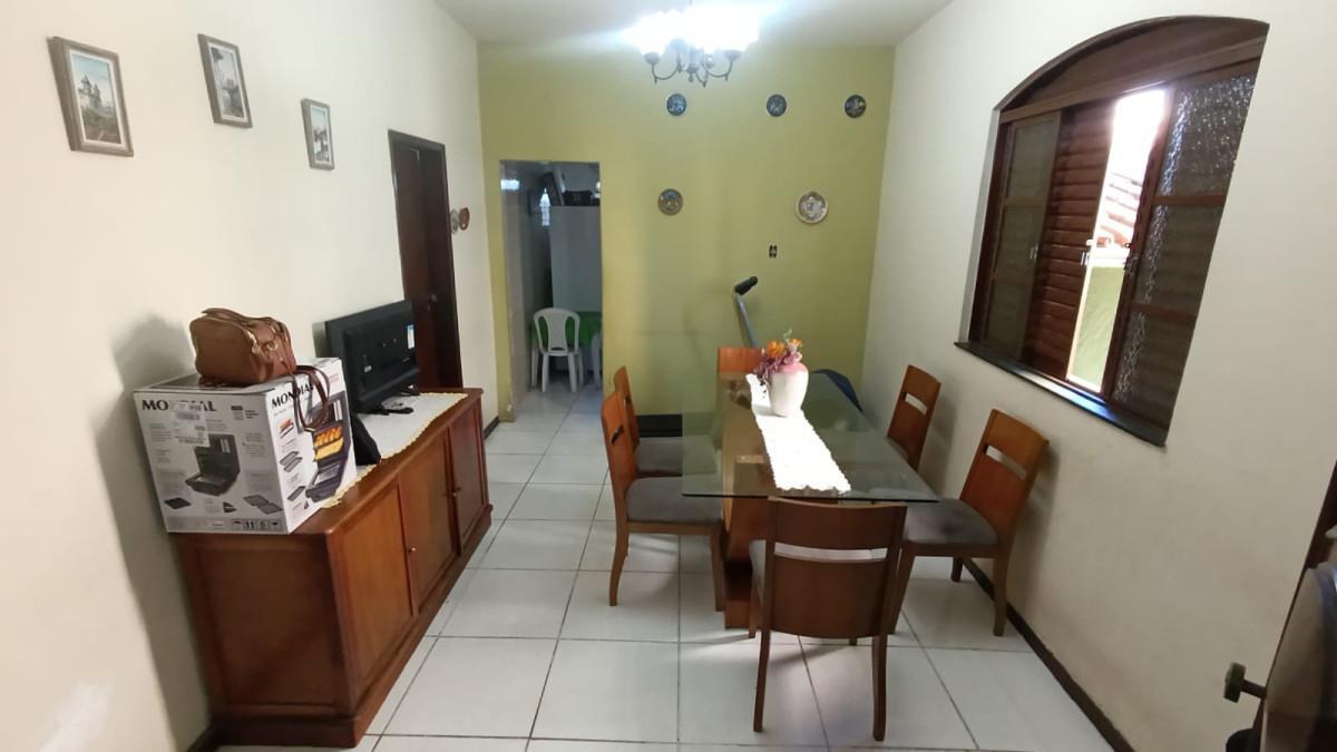 Casa, Caiçaras, 3 Quartos, 4 Vagas, 1 Suíte
