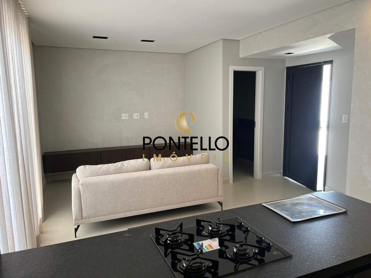 Casa, Buritis, 2 Quartos, 2 Vagas, 2 Suítes