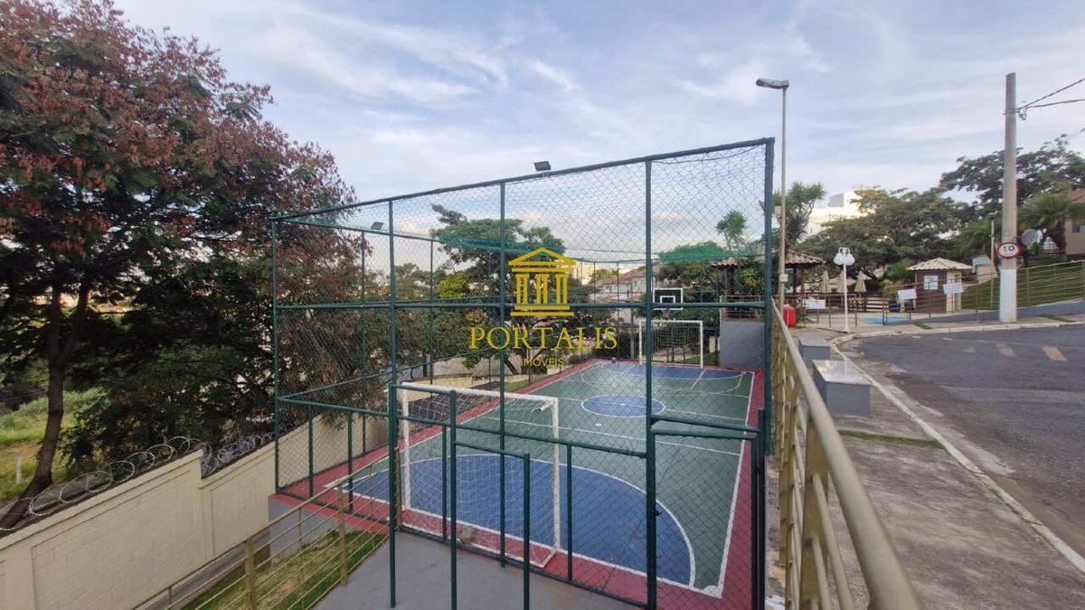 Casa, Cabral, 3 Quartos, 2 Vagas, 1 Suíte