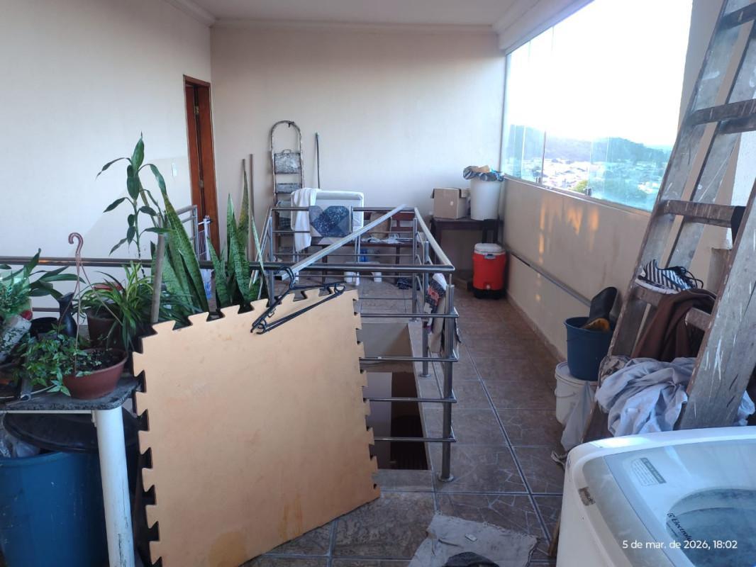 Prédio, Santa Helena, 3 Quartos, 4 Vagas, 1 Suíte