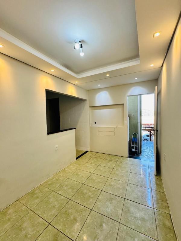 Casa, Palmeiras, 2 Quartos, 1 Vaga