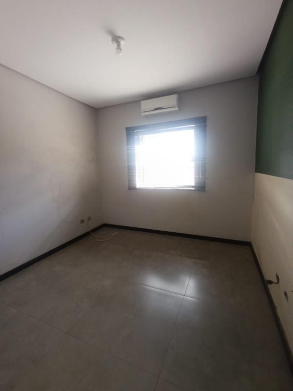 Casa, Centro, 2 Quartos, 2 Vagas, 1 Suíte