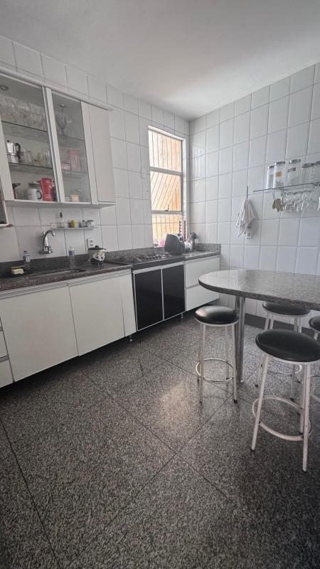 Casa, Álvaro Camargos, 4 Quartos, 5 Vagas, 2 Suítes