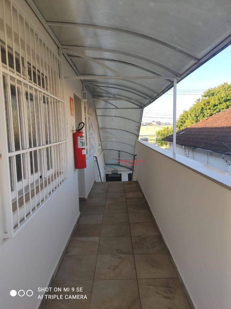 Casa, Centro, 5 Quartos, 0 Vaga