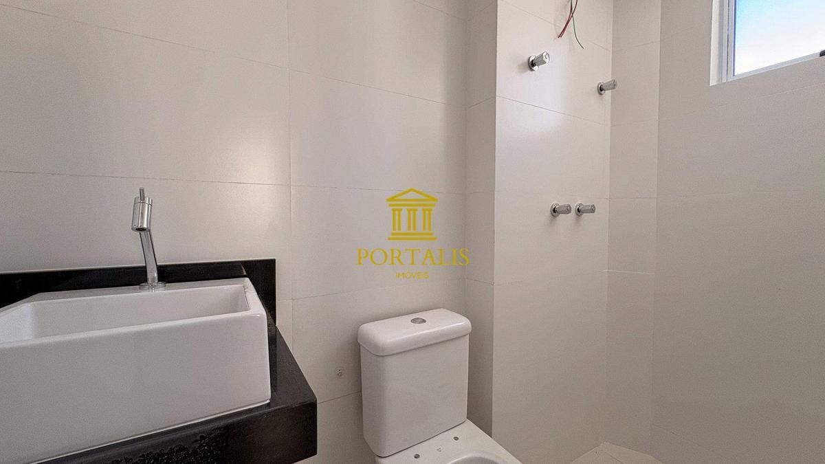 Apartamento, Vila Paris, 2 Quartos, 2 Vagas, 1 Suíte