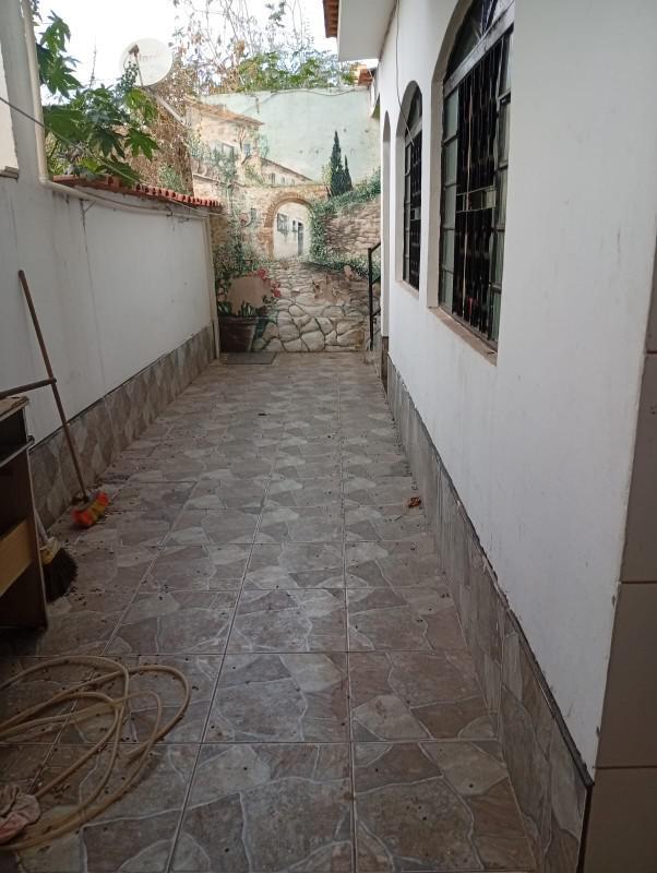 Casa, Jardim Vitória, 2 Quartos, 1 Vaga