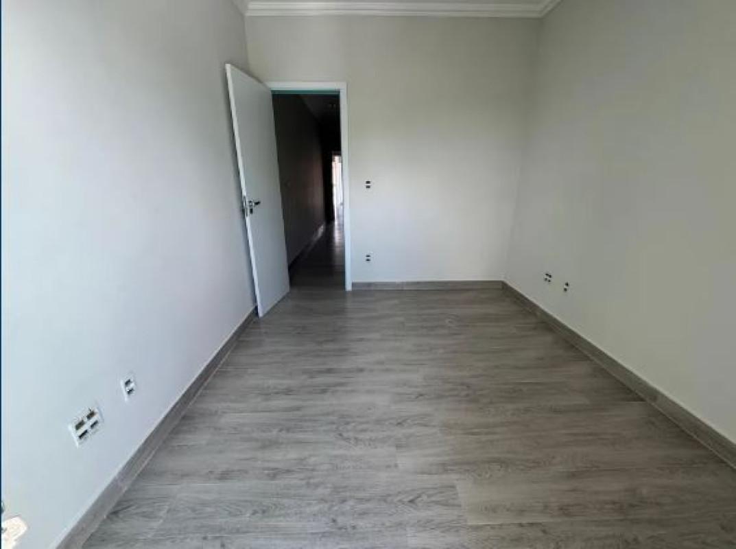 Casa, Candelária, 2 Quartos, 2 Vagas, 2 Suítes