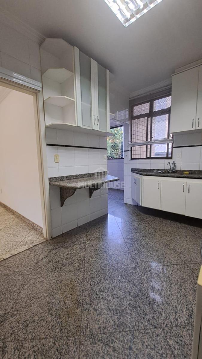 Apartamento, Itapoã, 4 Quartos, 2 Vagas, 1 Suíte