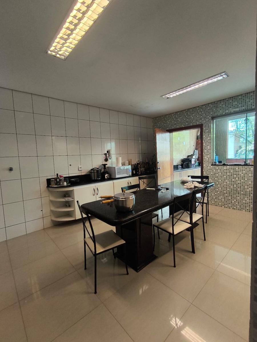 Casa Comercial, Santa Terezinha, 5 Quartos, 5 Vagas, 5 Suítes