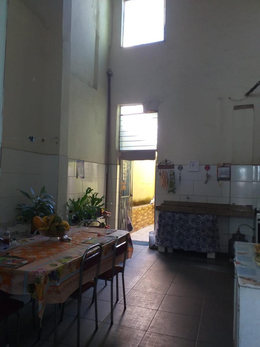 Casa, Concórdia, 4 Quartos, 2 Vagas, 1 Suíte