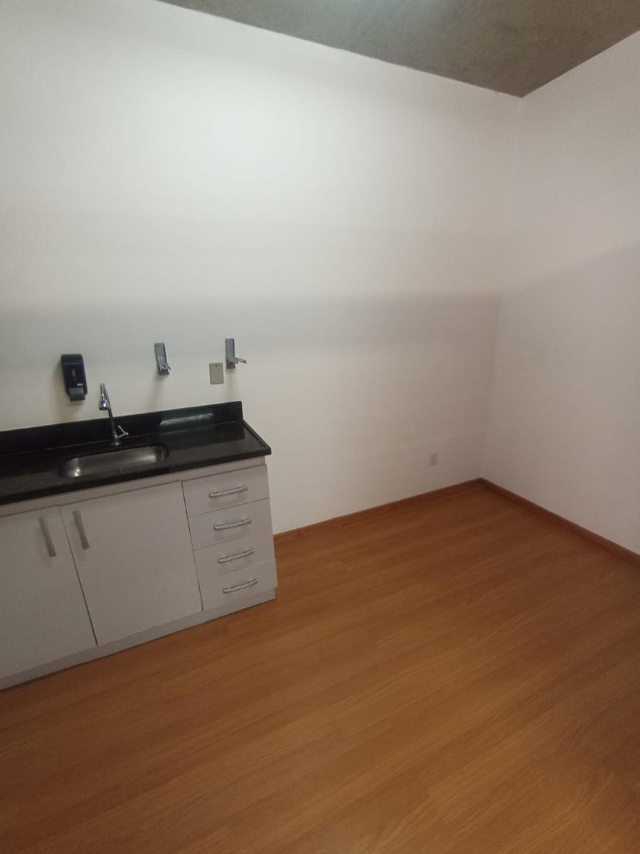 Andar, Centro, 0 Quarto, 0 Vaga