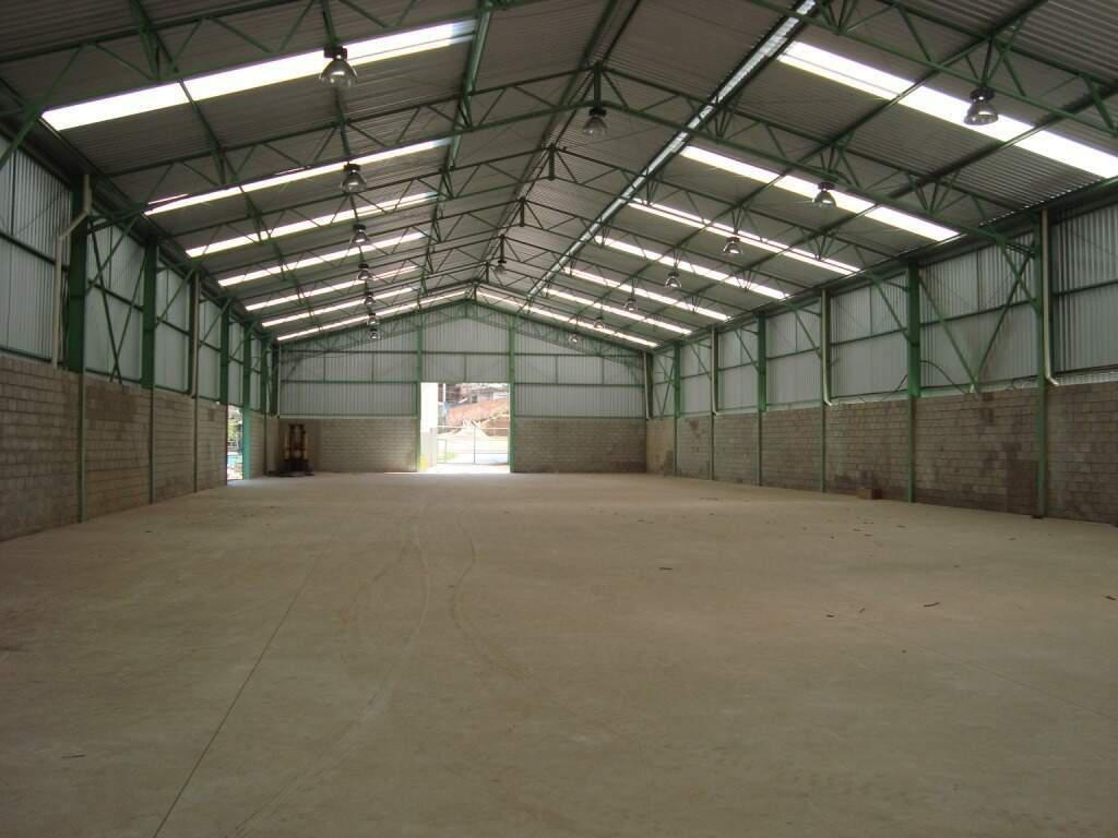 Galpão, Distrito Industrial, 26 Vagas