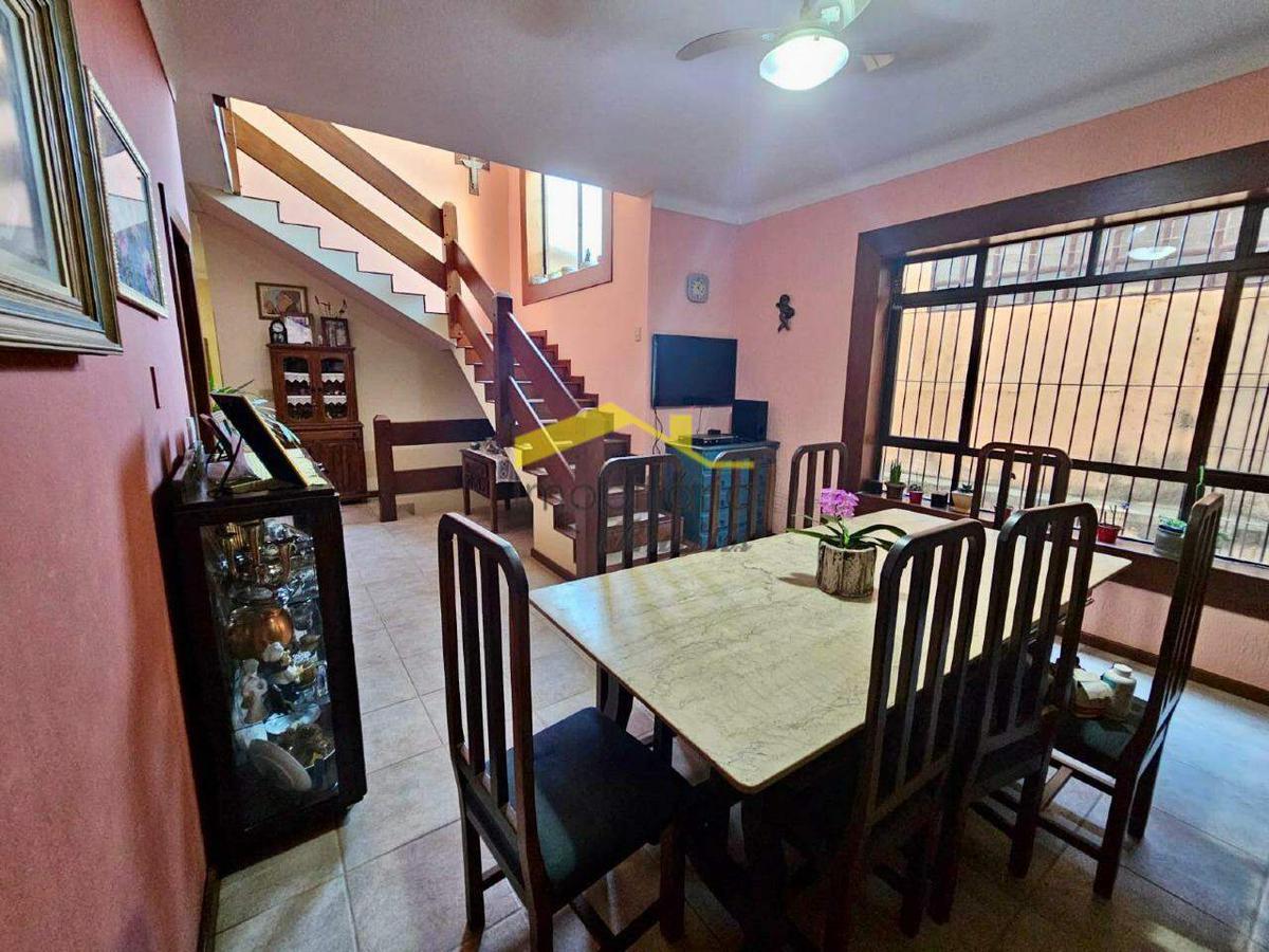 Casa, Nova Suíssa, 3 Quartos, 4 Vagas, 1 Suíte