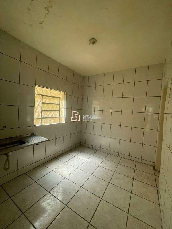 Casa Comercial, Jardim Industrial, 3 Quartos, 5 Vagas, 1 Suíte
