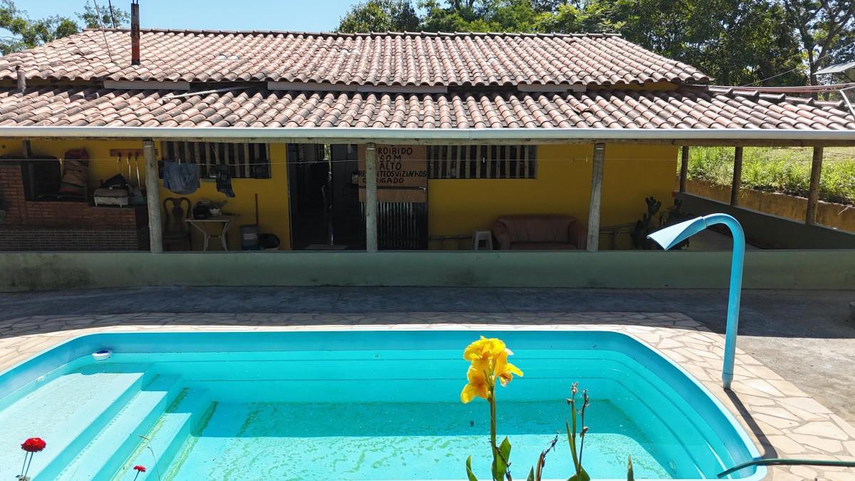 Fazenda, Centro, 4 Quartos, 10 Vagas, 2 Suítes