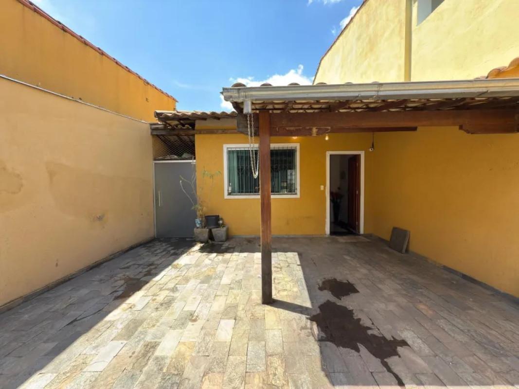 Casa, Santa Mônica, 4 Quartos, 2 Vagas, 2 Suítes