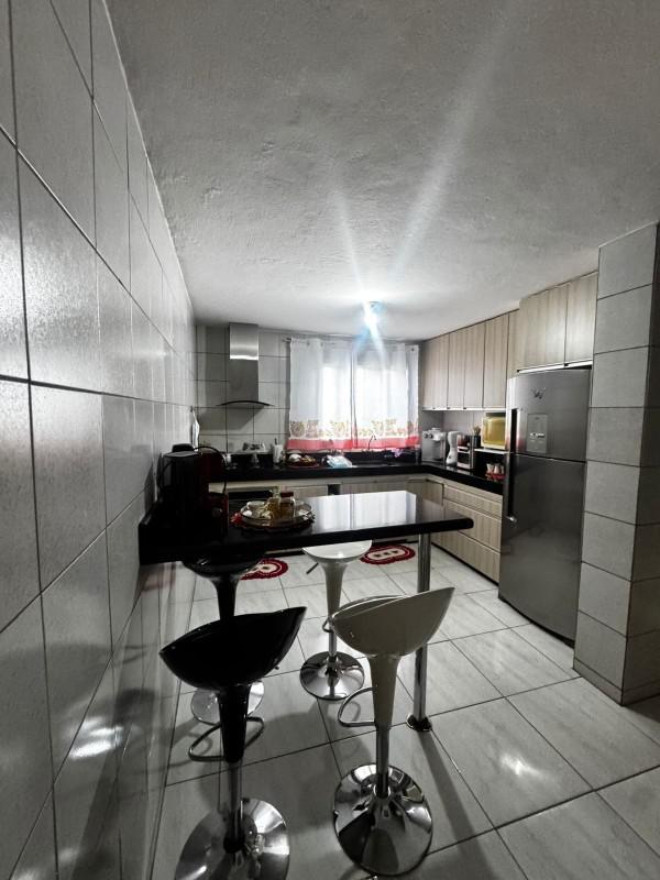 Casa, Centro, 3 Quartos, 3 Vagas, 1 Suíte