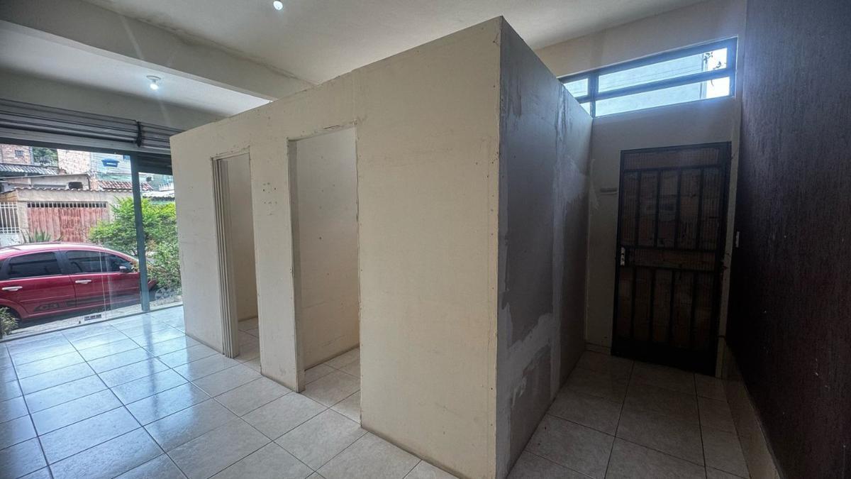 Andar, Rio Negro, 0 Quarto, 0 Vaga