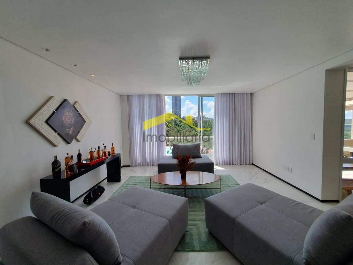 Casa em Condomínio, Vila Castela, 4 Quartos, 6 Vagas, 4 Suítes