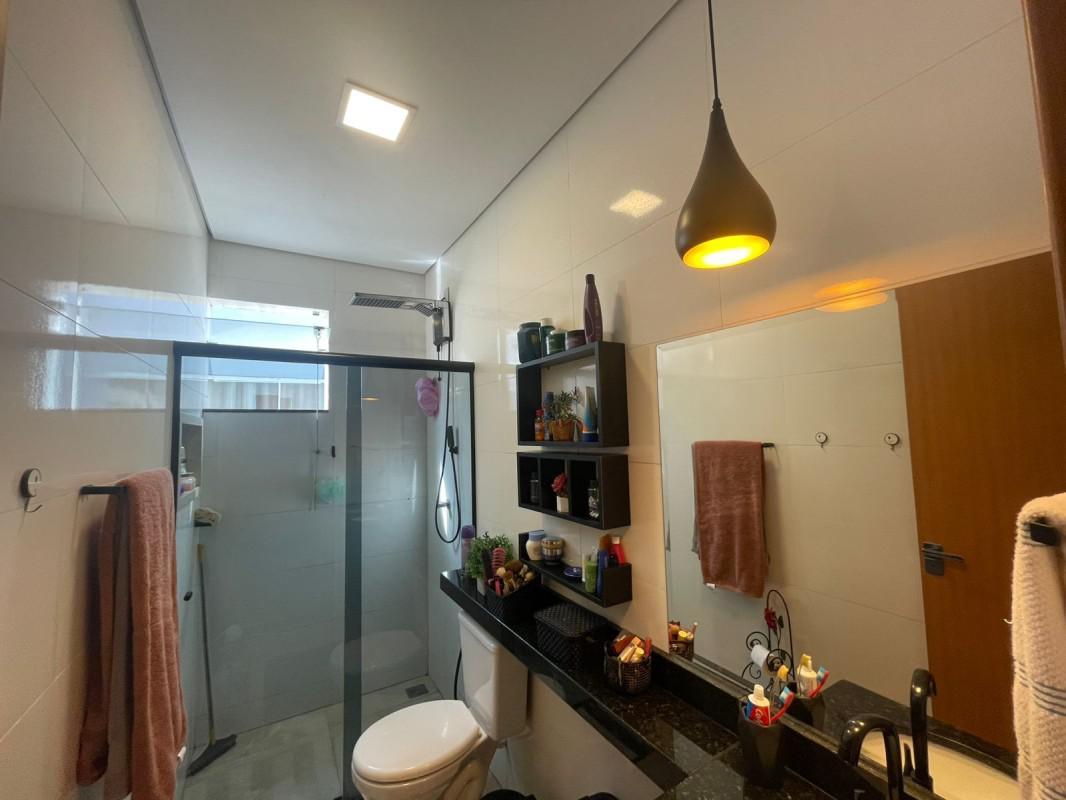 Casa, Novo Barreirinho, 3 Quartos, 1 Vaga, 1 Suíte