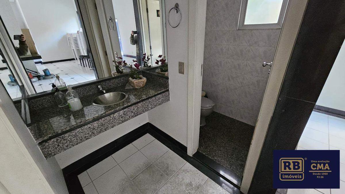 Apartamento, Funcionários, 4 Quartos, 2 Vagas, 1 Suíte