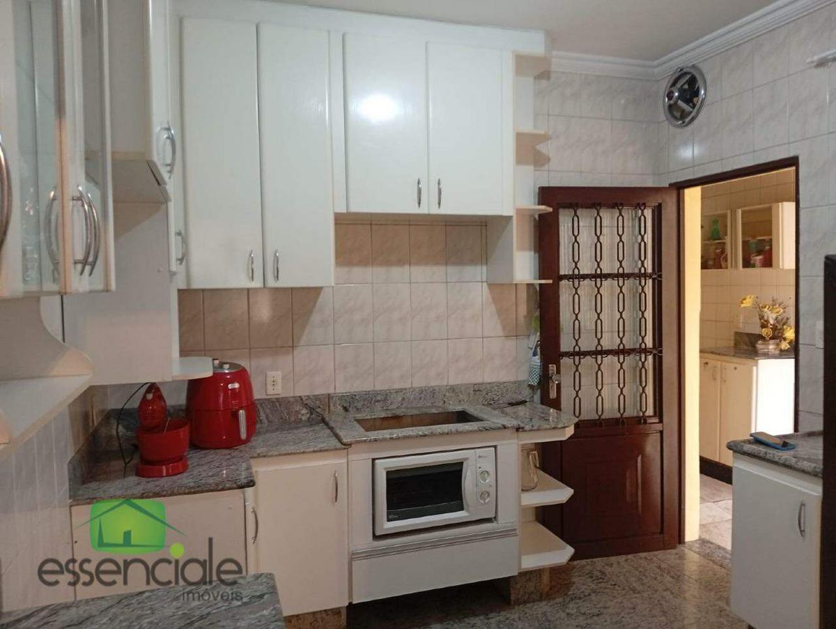 Casa Comercial, Eldorado, 5 Quartos, 4 Vagas, 2 Suítes