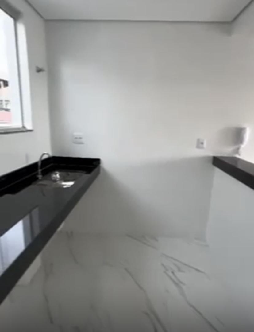 Cobertura, Coqueiros, 2 Quartos, 1 Vaga, 1 Suíte