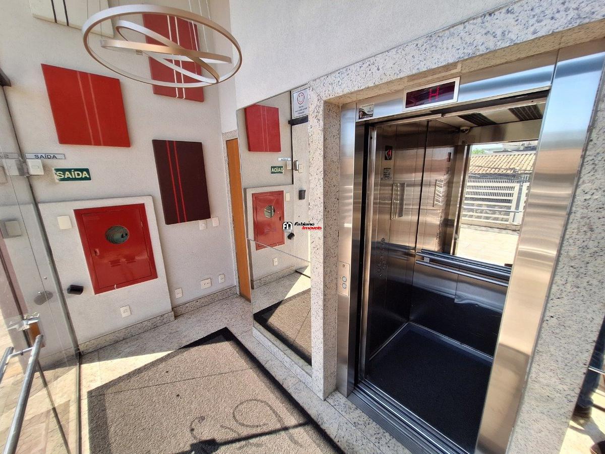 Sala, São José, 0 Quarto, 2 Vagas