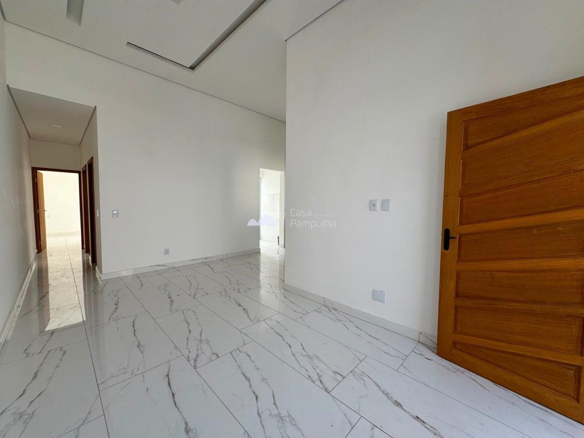 Casa, Dom Pedro I, 2 Quartos, 2 Vagas
