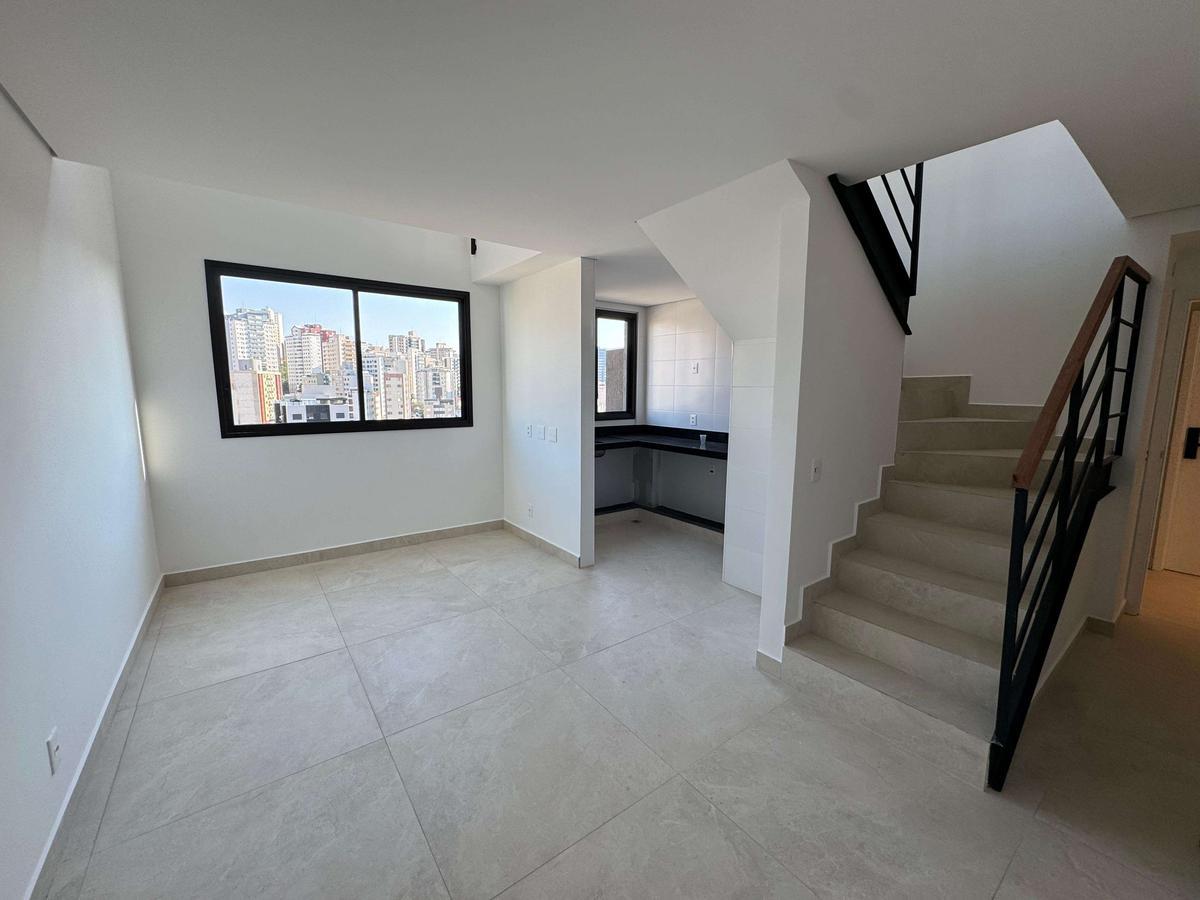 Cobertura, Serra, 2 Quartos, 2 Vagas, 1 Suíte