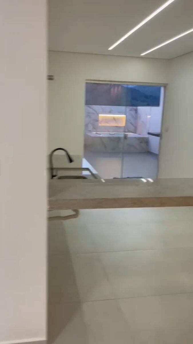 Casa, Belvedere, 3 Quartos, 2 Vagas, 1 Suíte