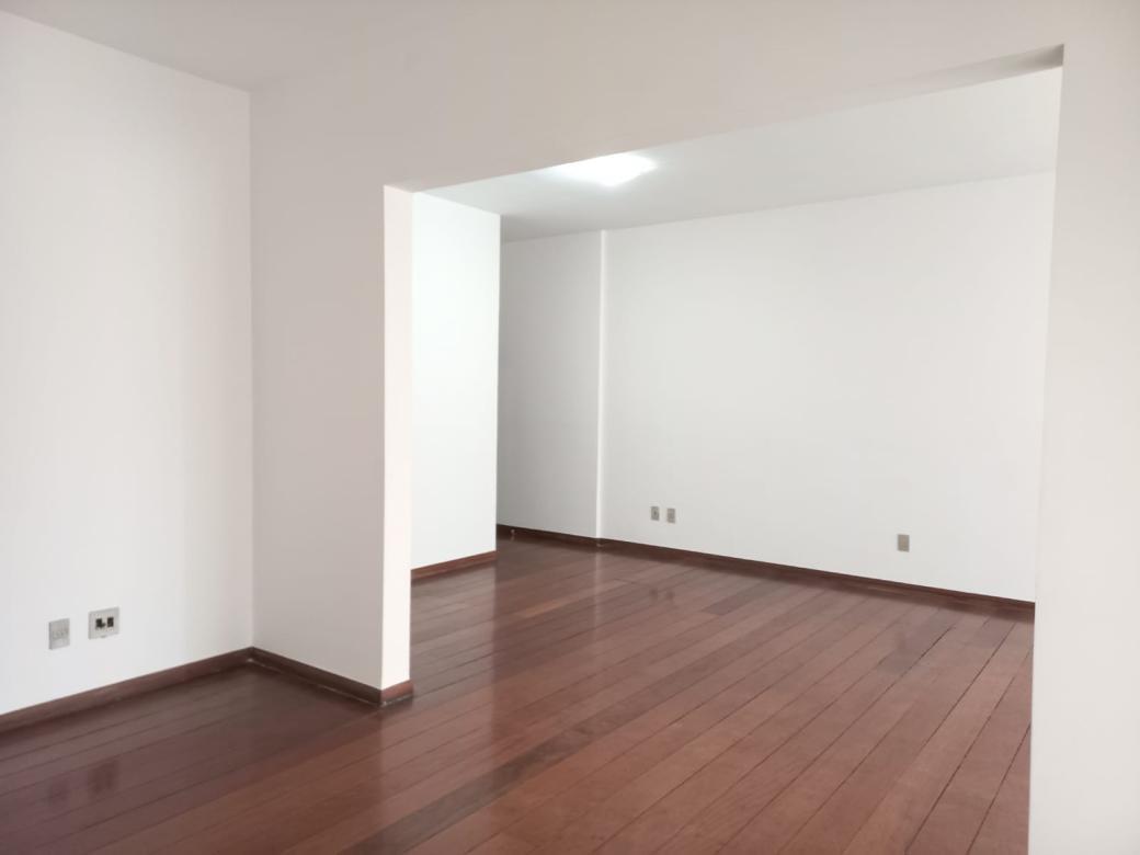 Apartamento, Funcionários, 4 Quartos, 2 Vagas, 1 Suíte