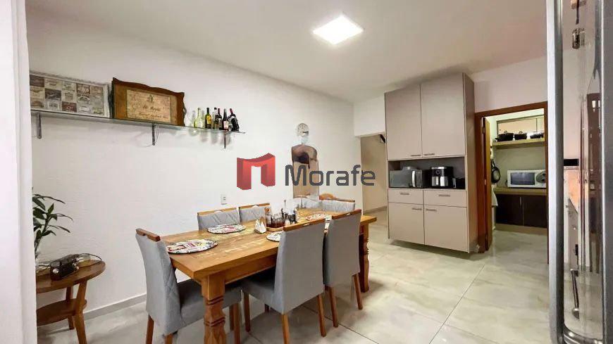 Casa, Castelo, 5 Quartos, 3 Vagas, 1 Suíte