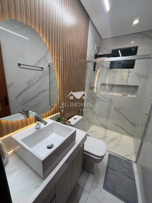 Casa, Conjunto Habitacional Bueno Franco, 3 Quartos, 4 Vagas