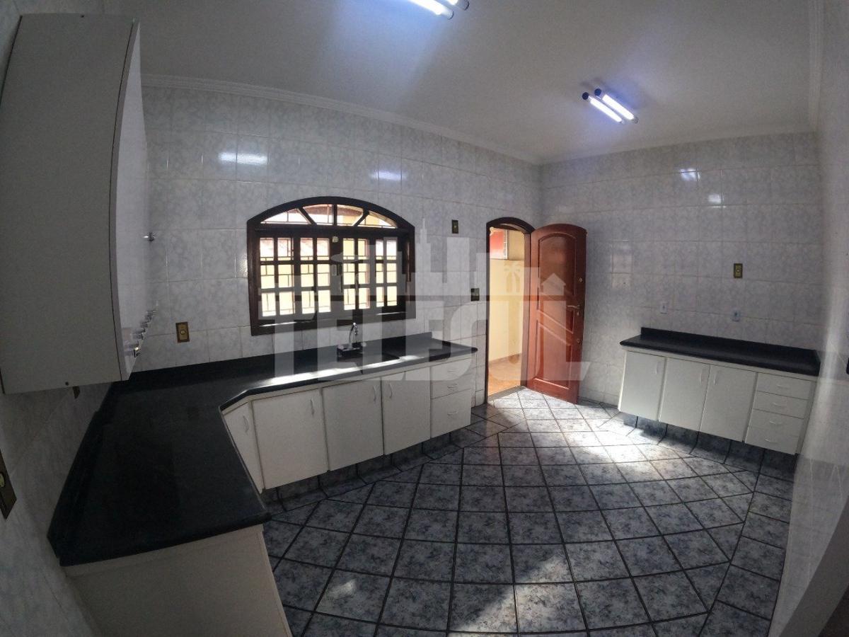 Casa, Bela Vista, 3 Quartos, 5 Vagas, 1 Suíte