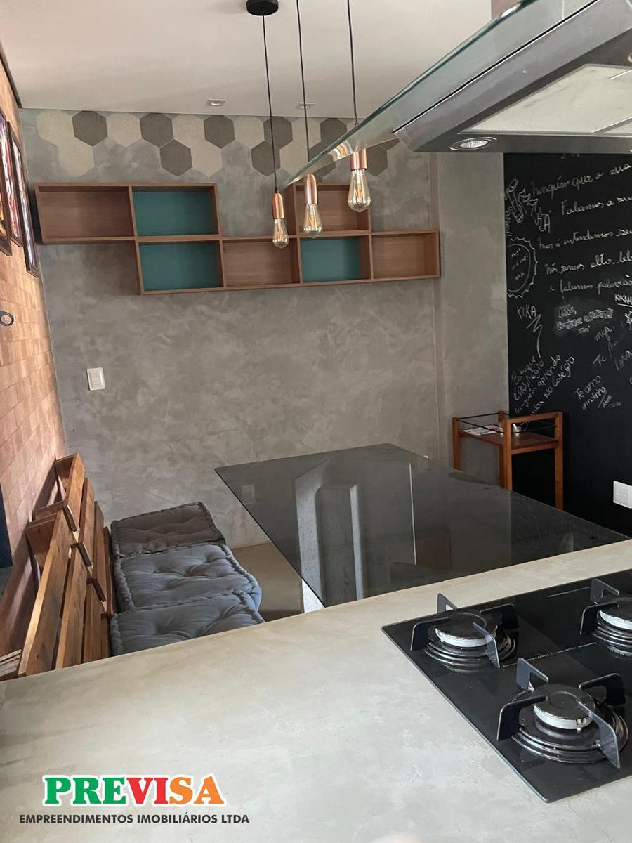 Apartamento, Sagrada Família, 2 Quartos, 1 Vaga, 1 Suíte
