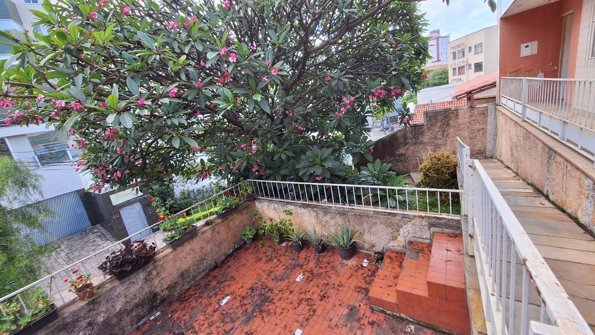 Casa, Sagrada Família, 3 Quartos, 1 Vaga