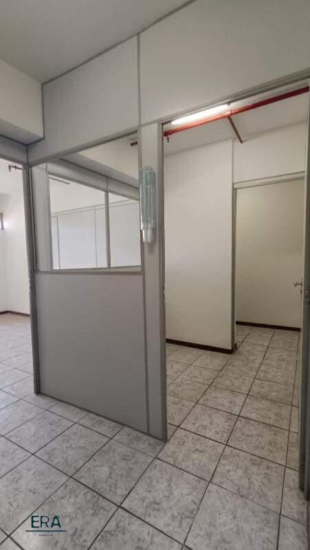 Sala, Centro, 0 Quarto, 0 Vaga