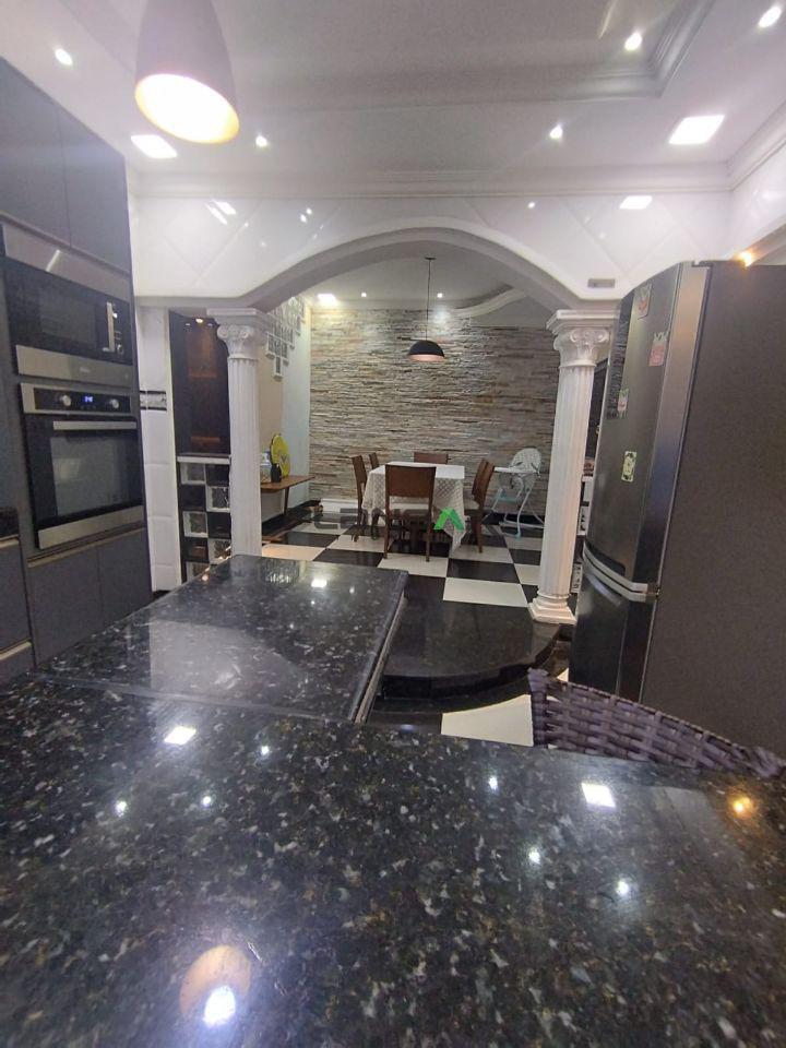 Casa, Sapucaias III, 4 Quartos, 2 Vagas, 2 Suítes