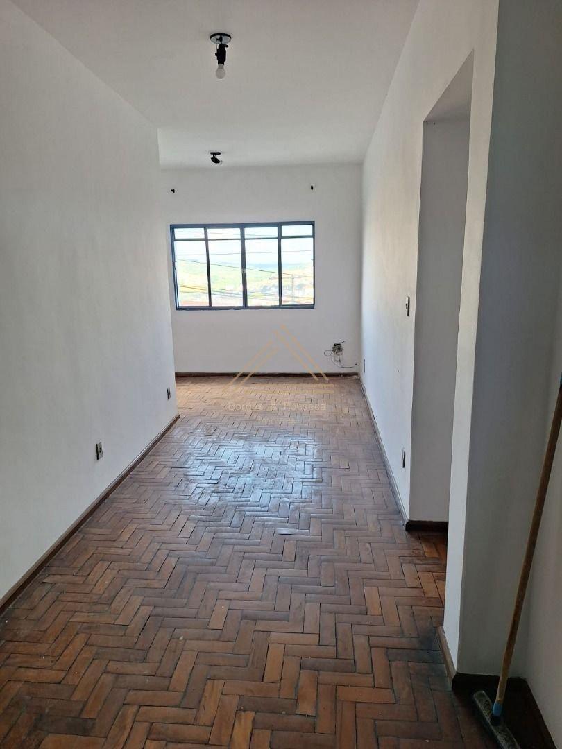 Apartamento, Centro, 3 Quartos, 0 Vaga, 1 Suíte