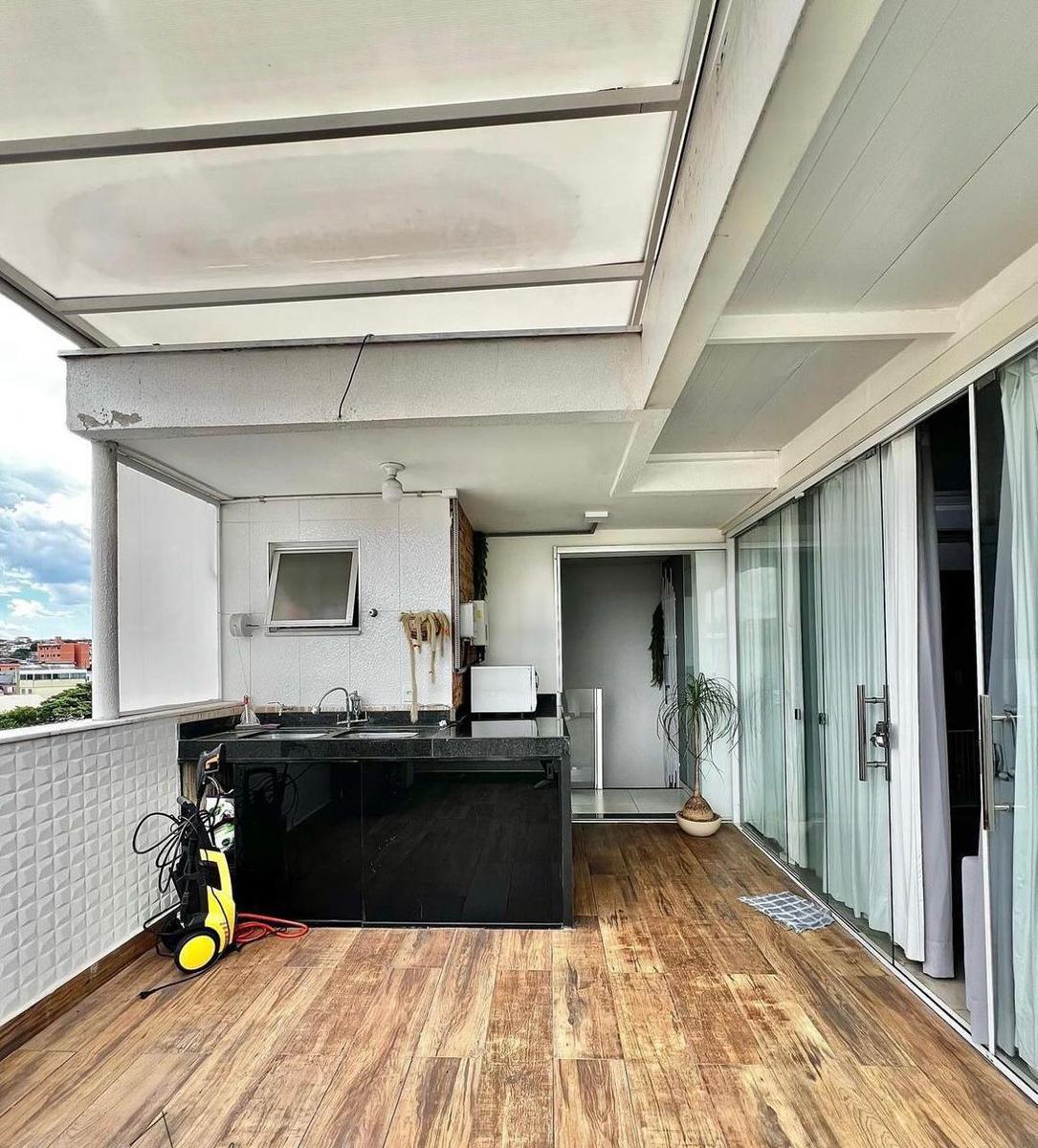 Cobertura, Glória, 2 Quartos, 1 Vaga, 1 Suíte