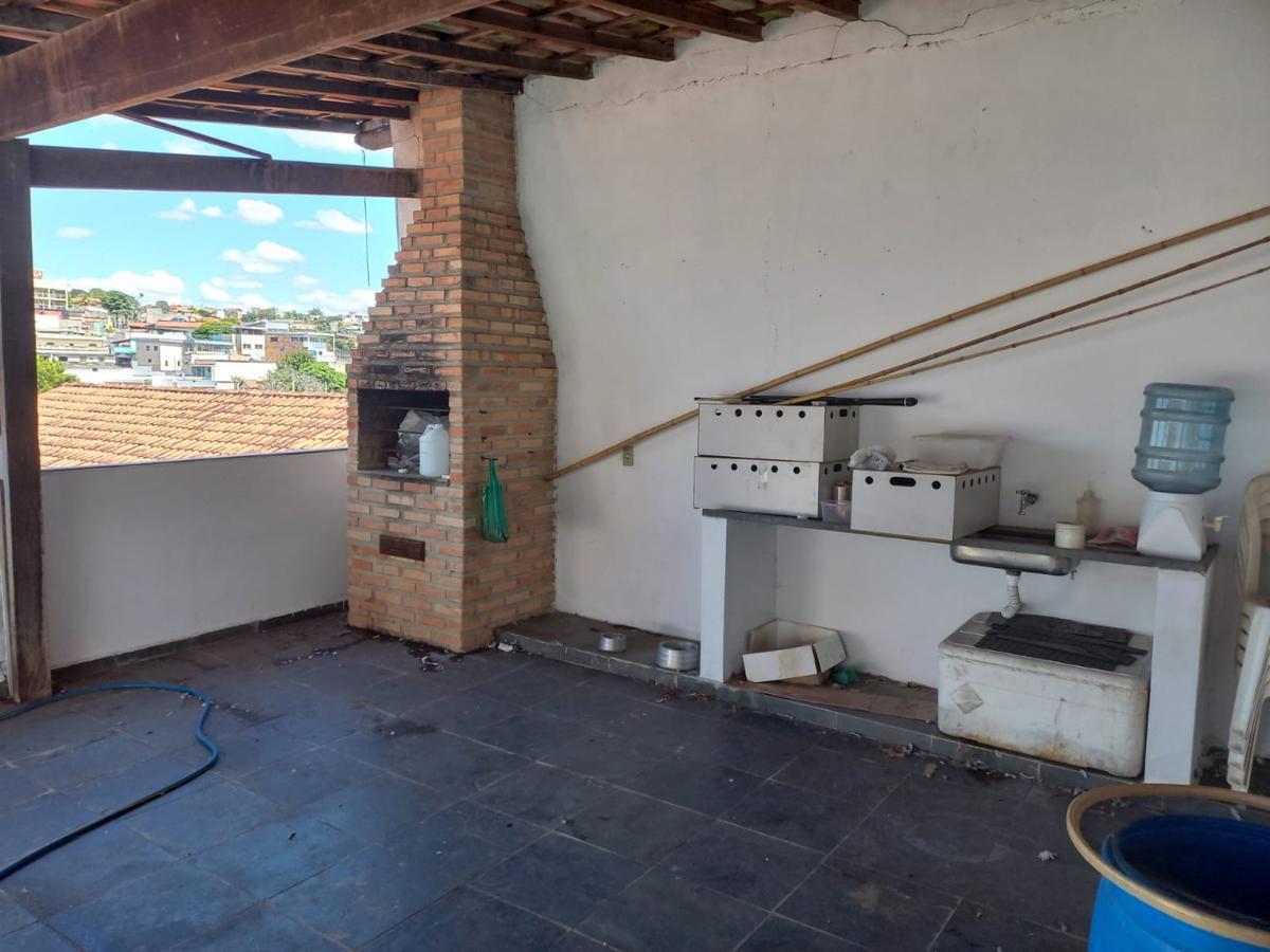 Casa, Parque Xangri-lá, 4 Quartos, 4 Vagas, 2 Suítes